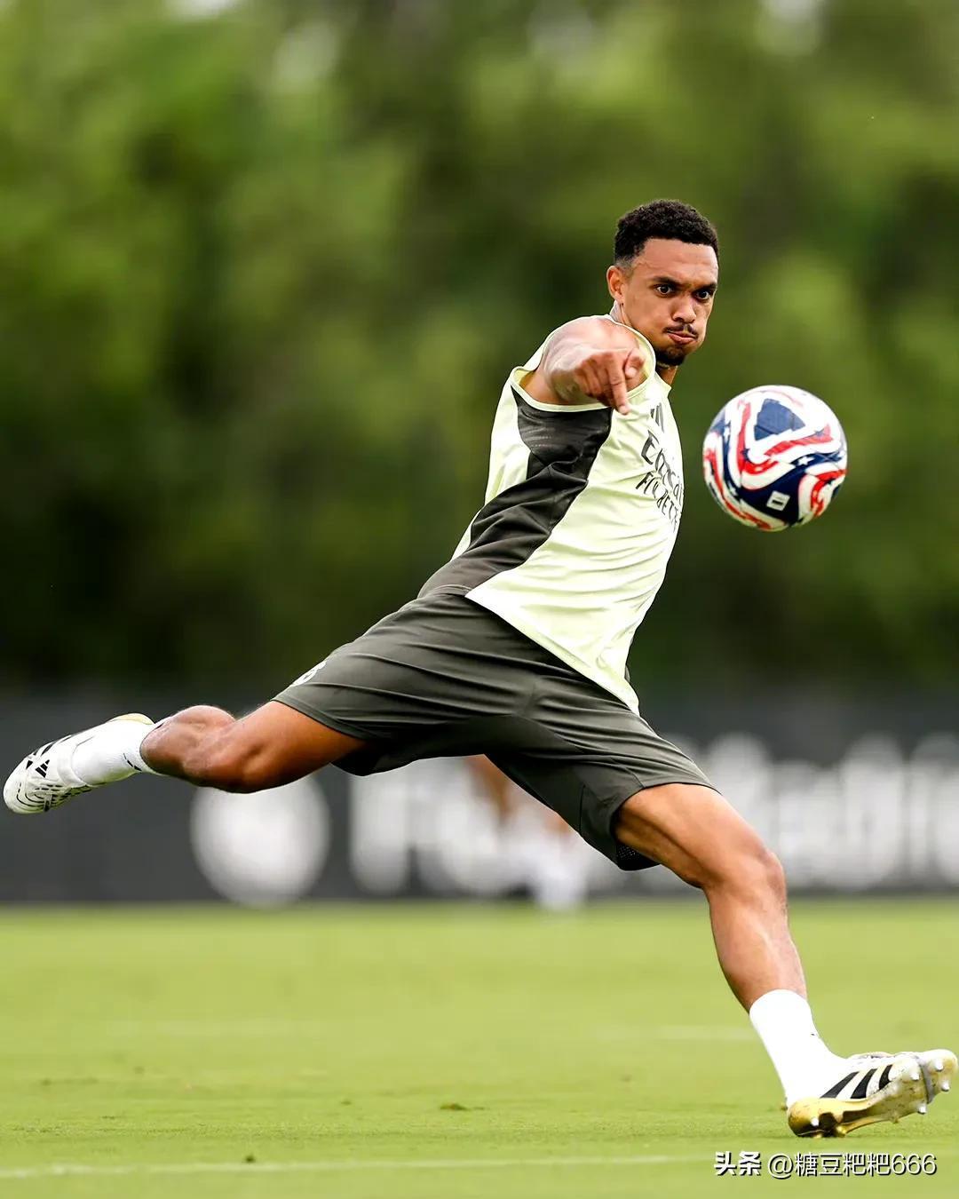 关于意甲今夜走向成谜，马德里竞技伤情更新，话题不断，训练强度明显提升的信息